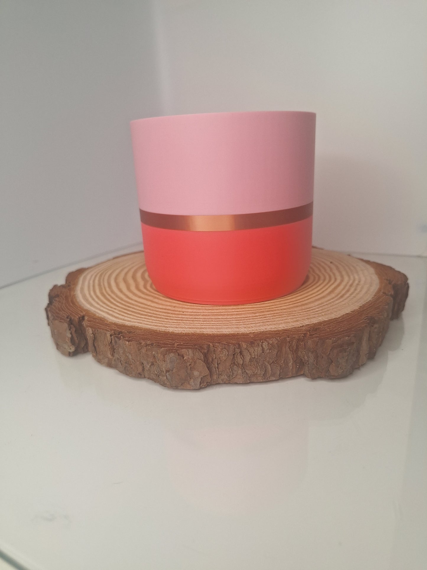 Tuscany pink plant pot