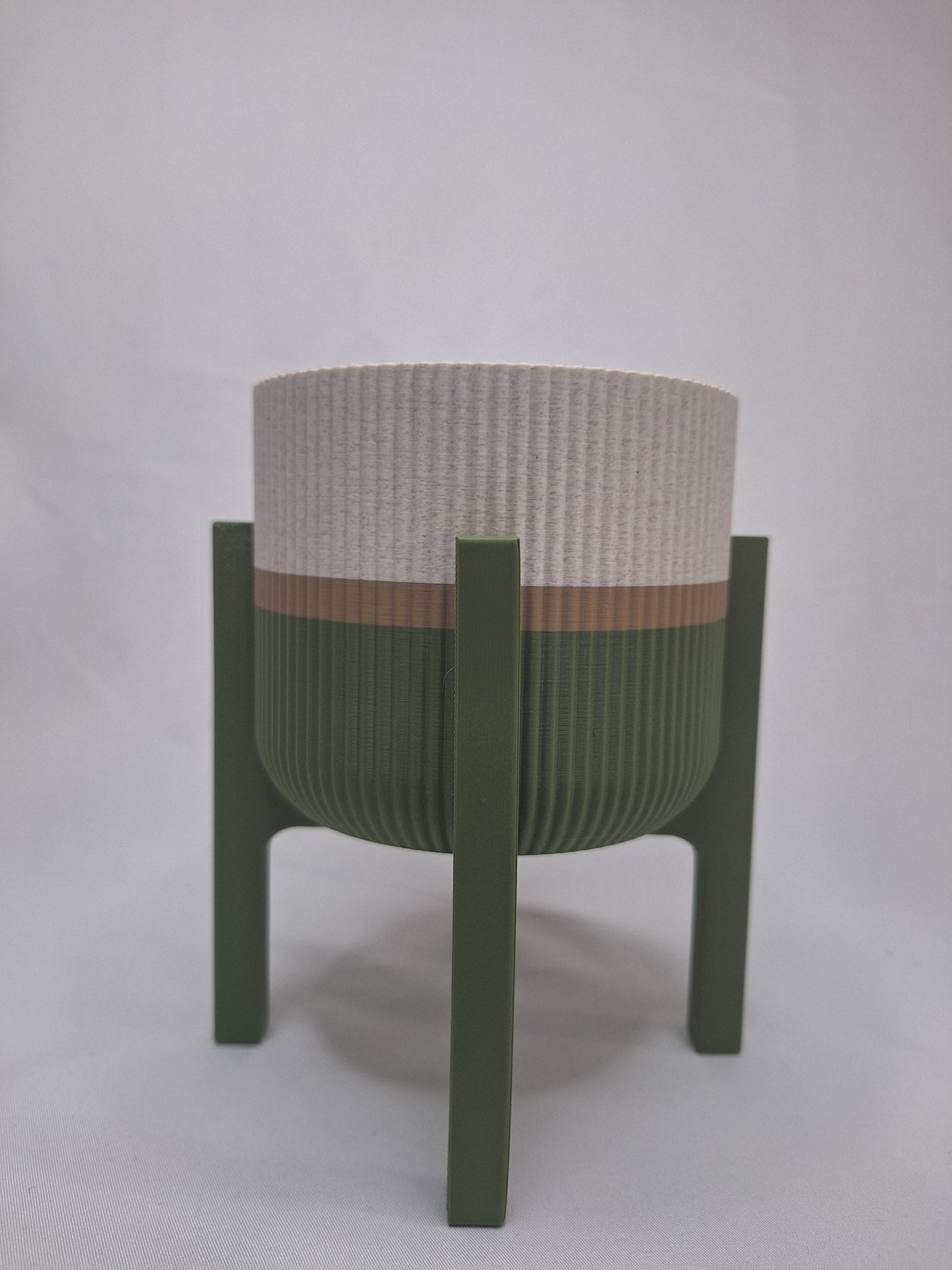 3 tone coloured, Elevare plant pot and stand.