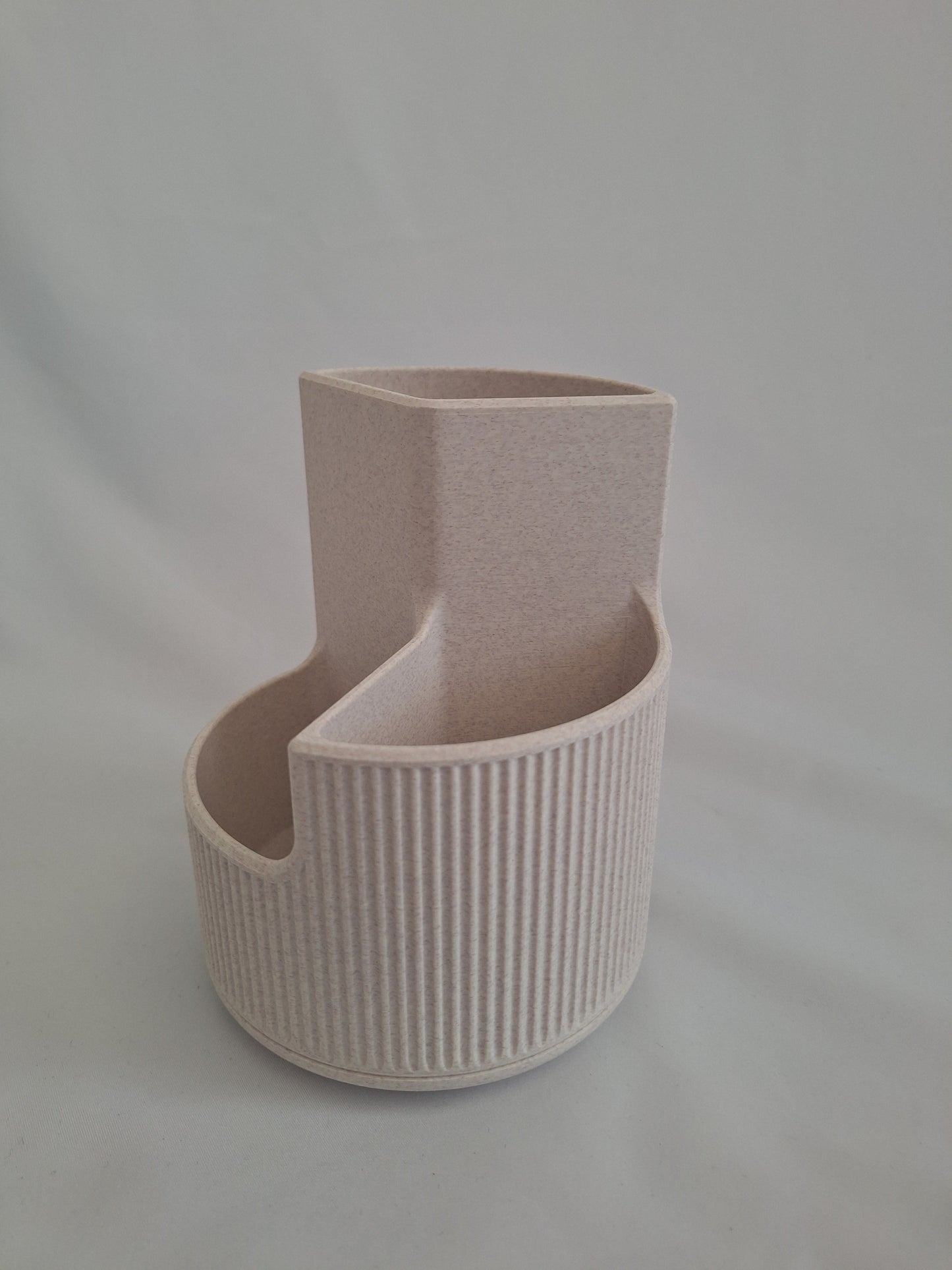 3D printed makeup brush holder, Marble white with cedar speckles, 3 compartments, ribbed design.