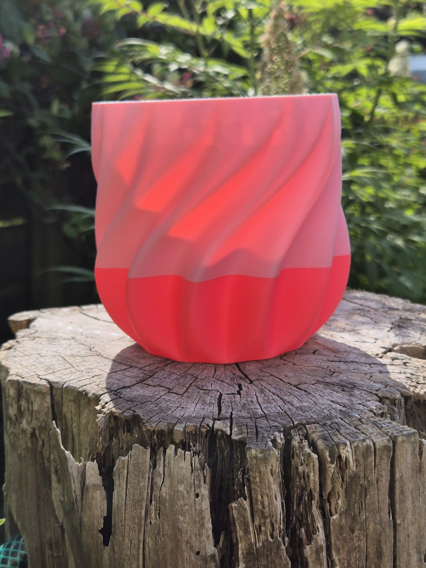 Pink flamingo indoor plant pot.