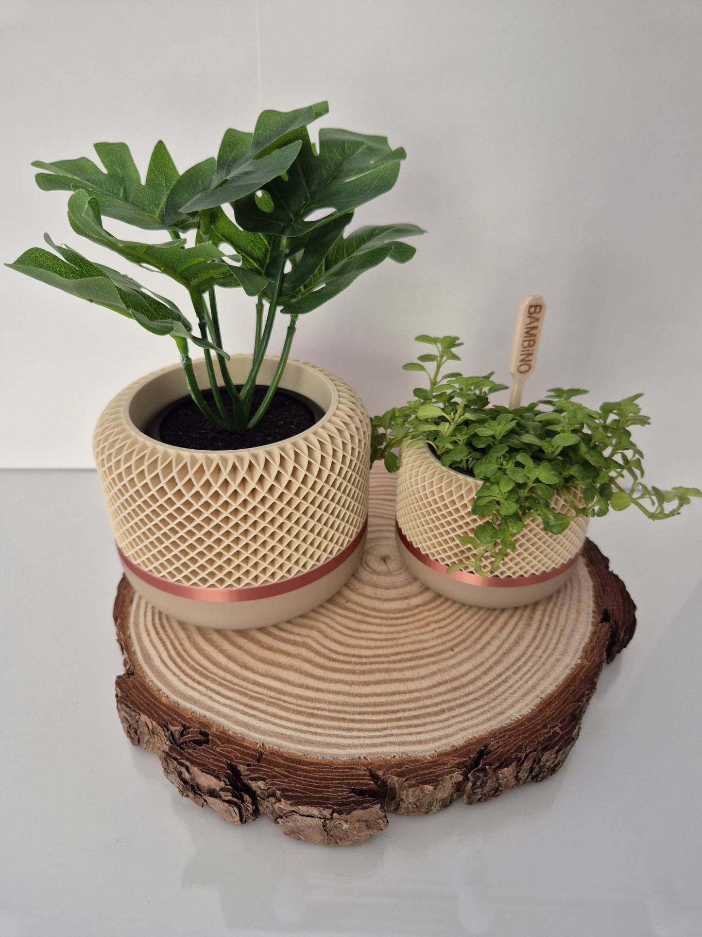 Honeycomb indoor plant pot in mocha, copper and latte colours