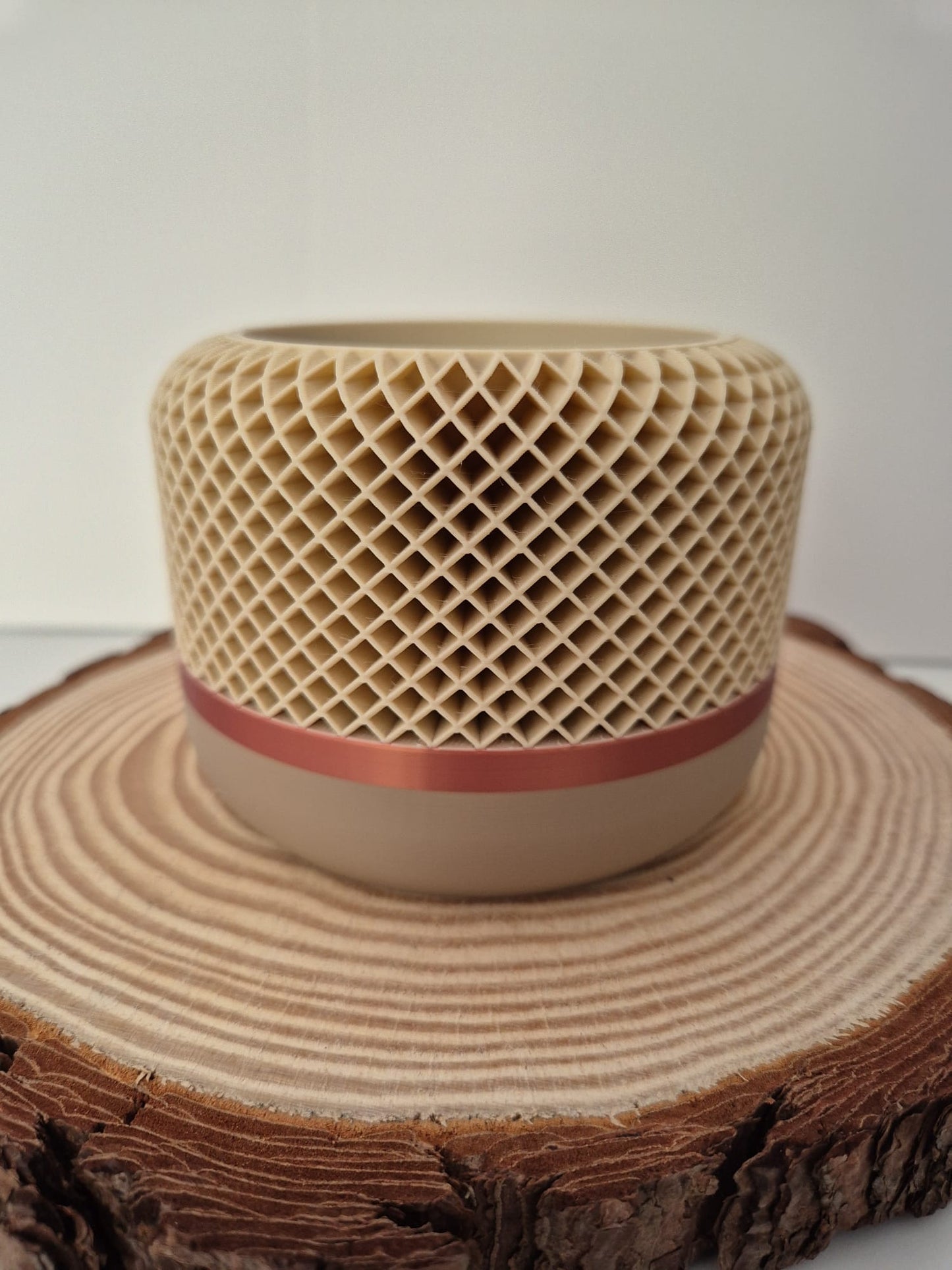 Honeycomb indoor plant pot in mocha, copper and latte colours