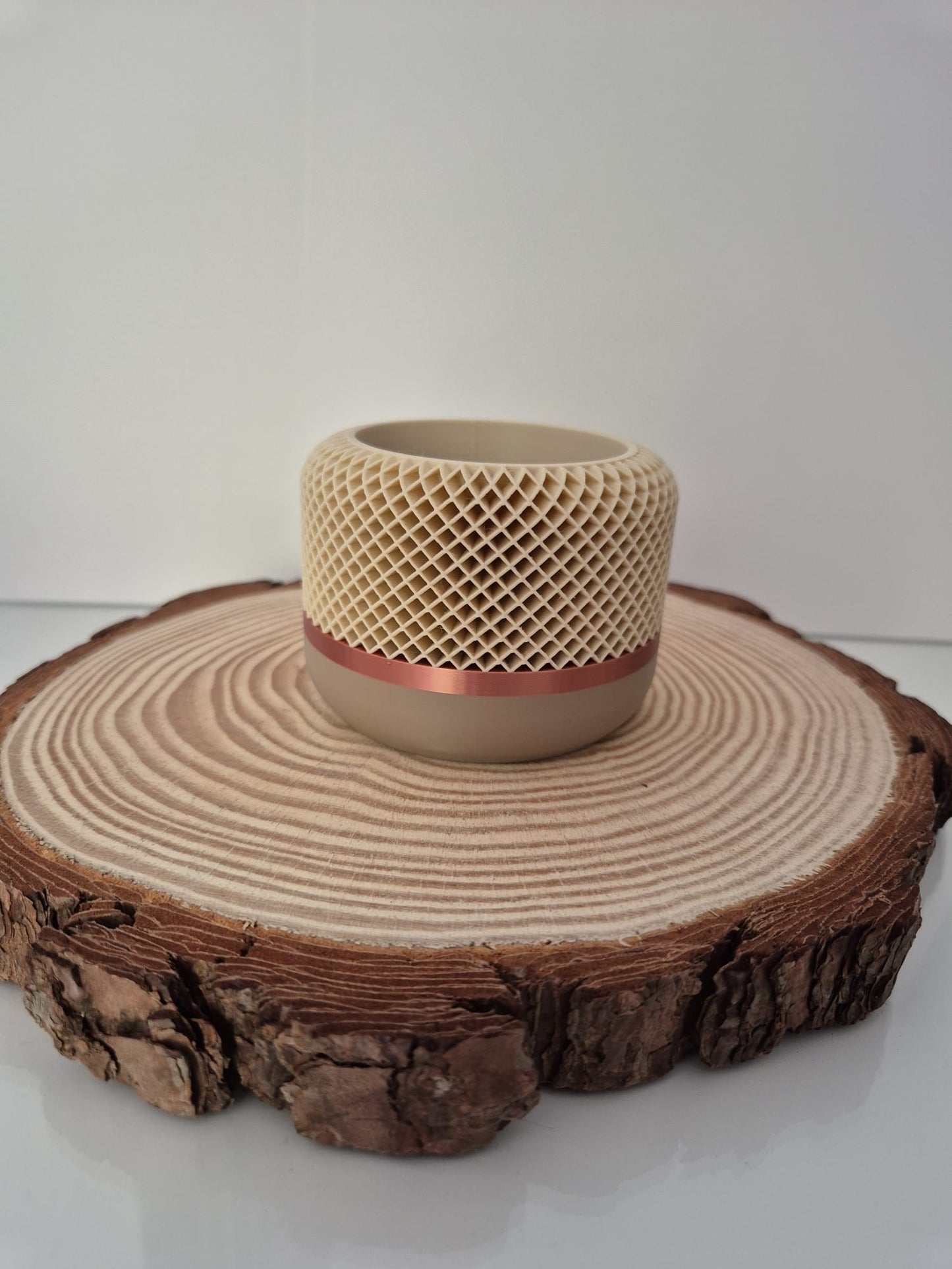 Honeycomb indoor plant pot in mocha, copper and latte colours