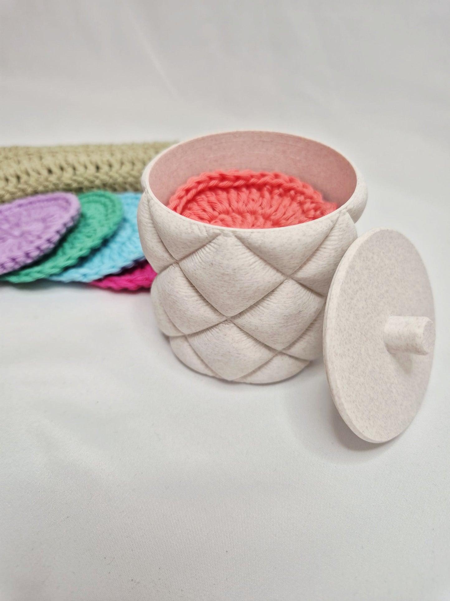 3D Printed Cotton Pad Holder with Lid – Quilted Cylinder in Cedar Speckle PLA | Handmade in UK