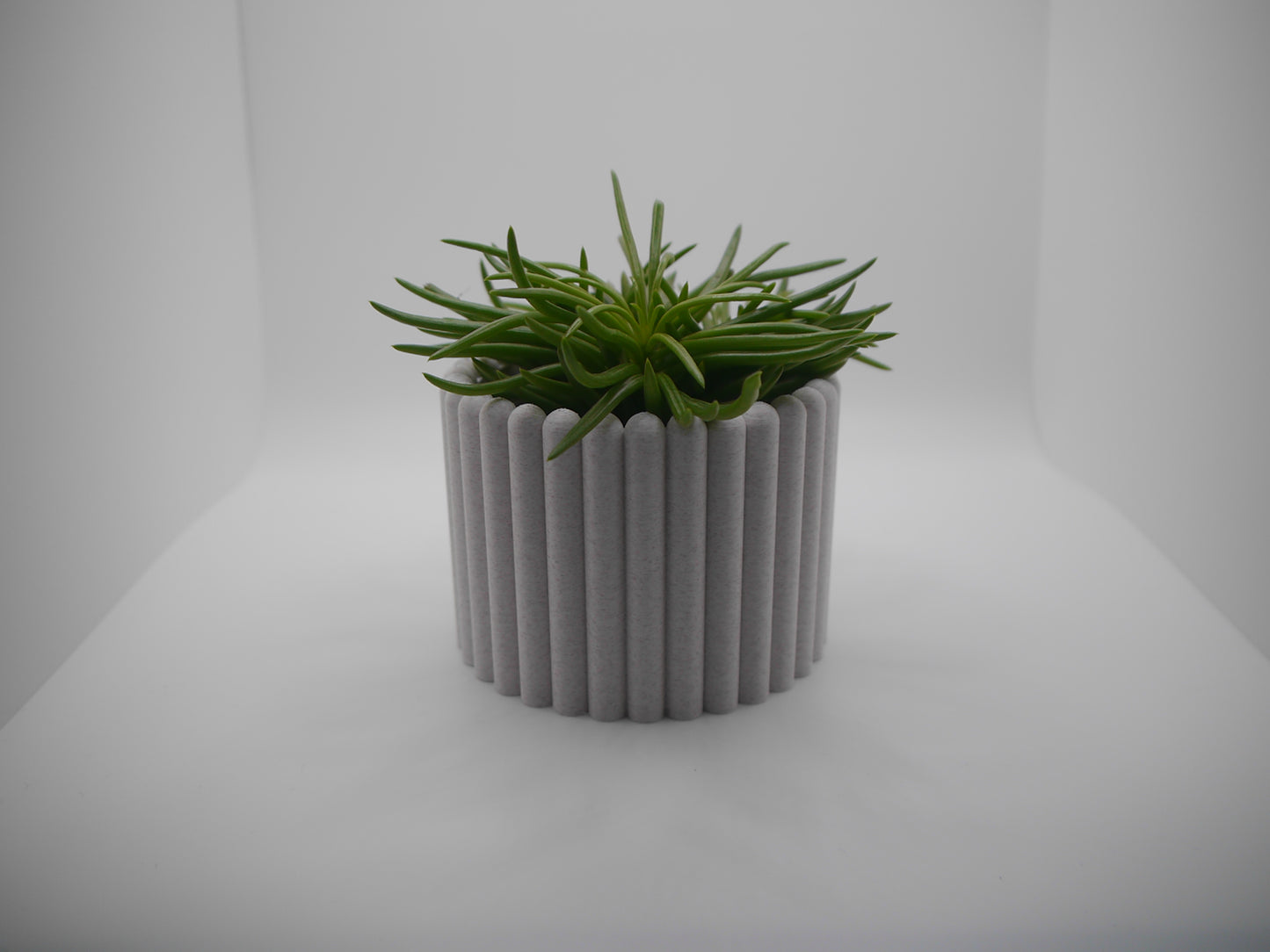Set of 4 modern indoor plant pots